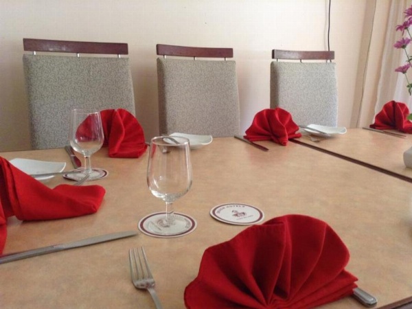 Devon Hotel Main image